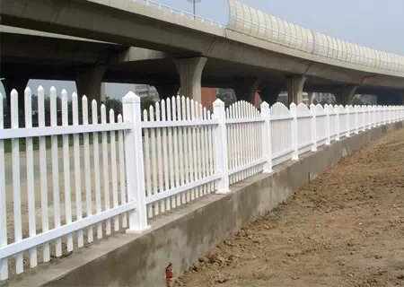 PVC工藝護(hù)欄 PVC工藝護(hù)欄